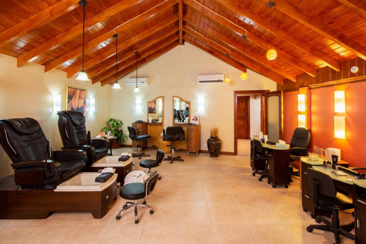 Hotel The Club Barbados (Adults Only) Saint James Esterno foto